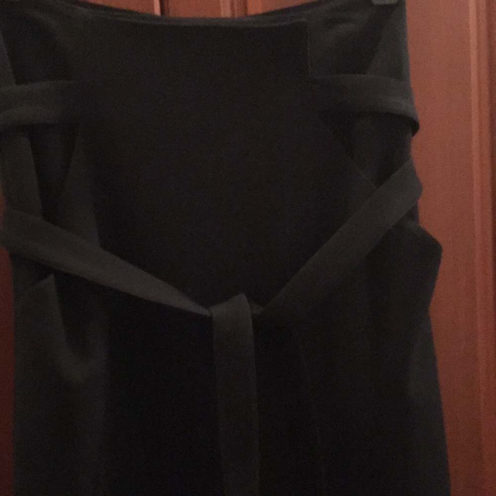 Oscar de la Renta skirt, made in Italy, size 6,jersey wool, belt, knee deep